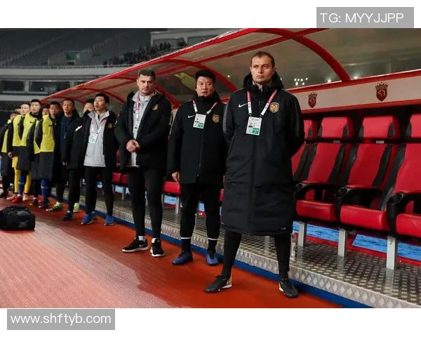 苏宁与上港激战现场回顾球迷热情高涨精彩瞬间不容错过